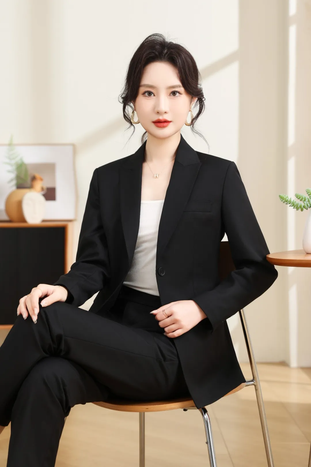 顶级商务时尚女神套西
